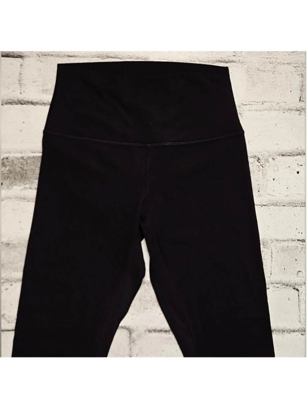 Lululemon Black High Rise 7/8 Leggings Athletic Yoga Pants Size 6